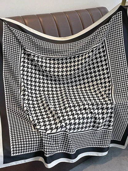 Black Houndstooth Pattern Square Twill Silk Square Scarf