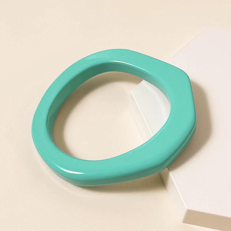 Irregular Round Acrylic Bangle Bracelet - SHExFAB